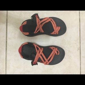 Chacos Women's size 5