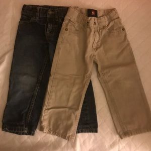 2 Toddlers jeans Quicksilver and Carter's.