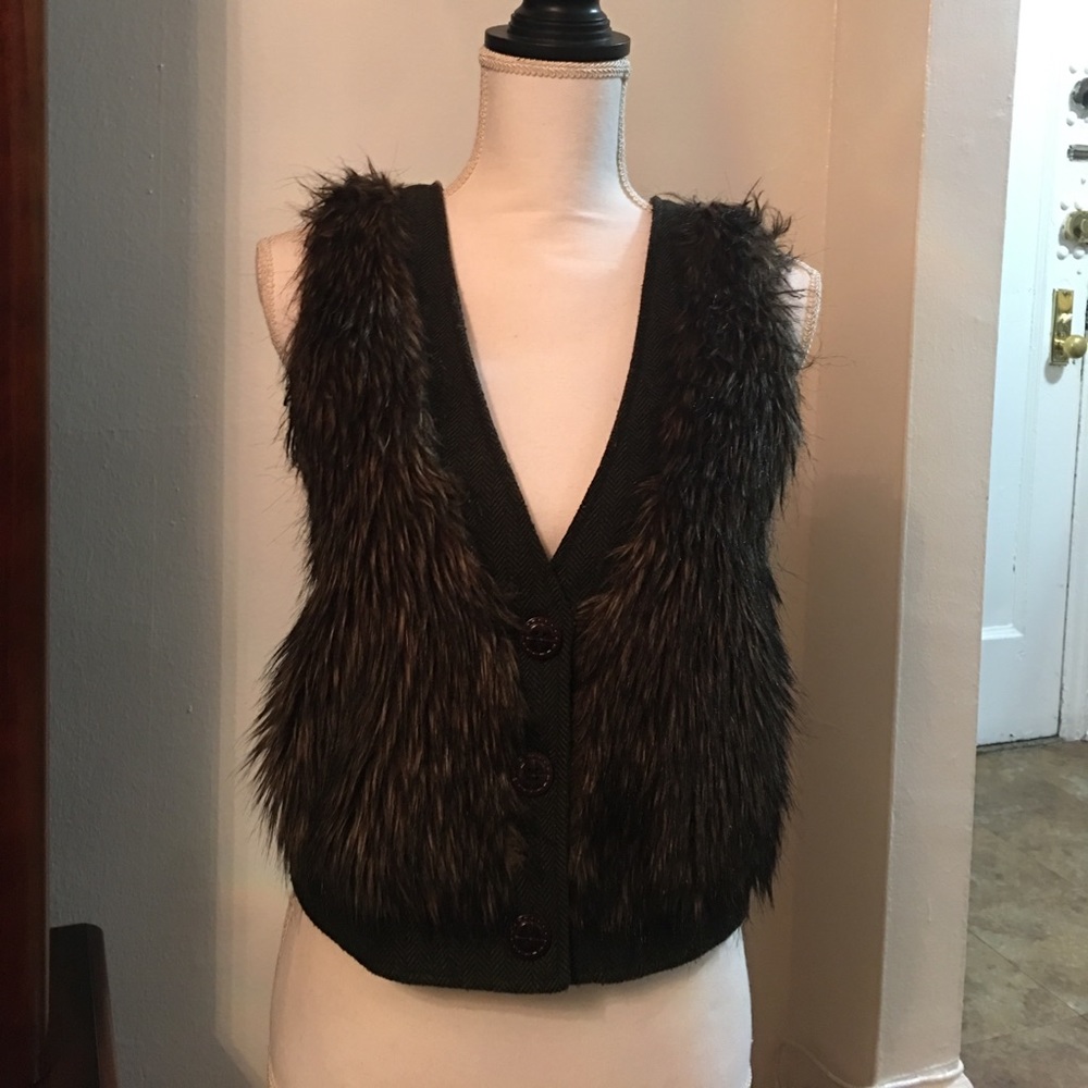 Forever 21 Faux fur vest
