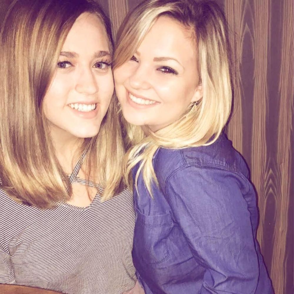 Meet your Posher, Leanna