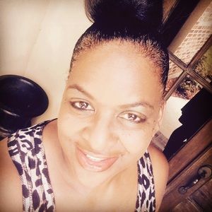 Meet your Posher, Tracy