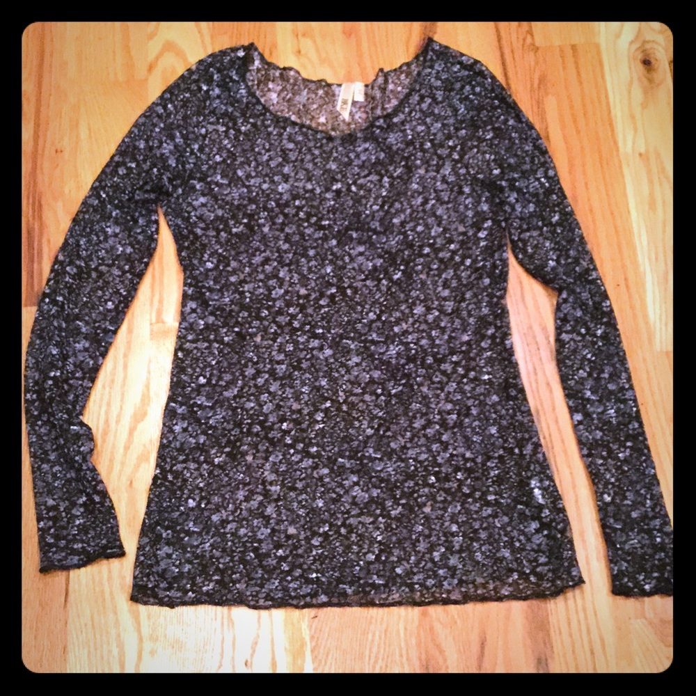 🌟 Buckle BKE floral lace mesh blouse.