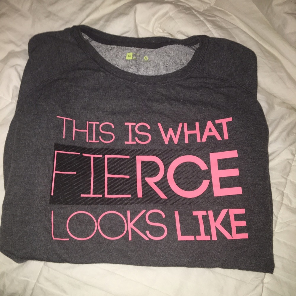Athletic lightweight sweatshirt