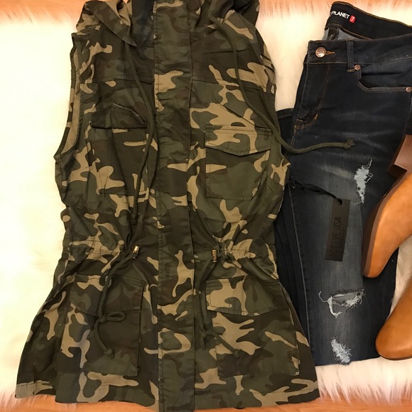 •LAST ONE• Coco Olive Camo Hooded Utility Vest - Picture 8 of 8