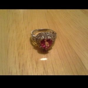 Brand new beautiful pink ❤ heart ring