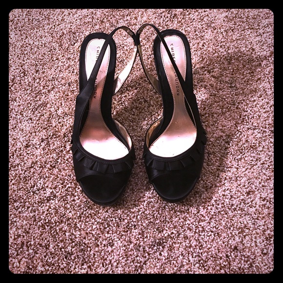 Black ruffled peeptoes - Picture 1 of 4