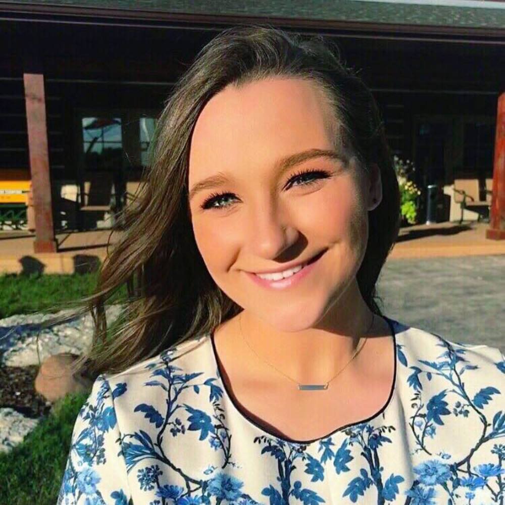 Meet your Posher, Maggie