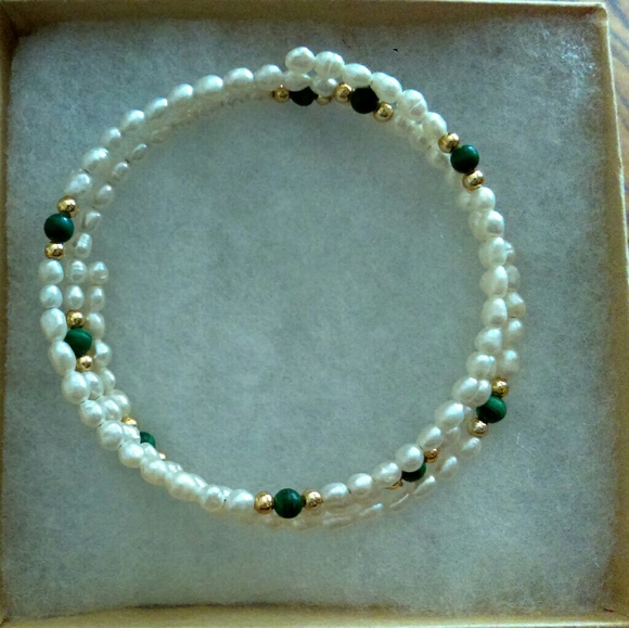 Freshwater pearl and malachite bracelet - Picture 1 of 2