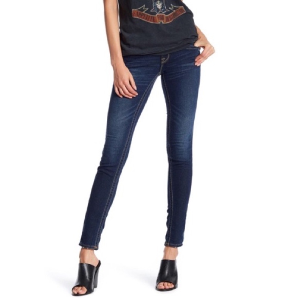 Rock Revival NWT Jessica Skinny