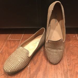 Mia Gold Studded Flats