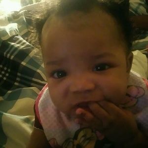 Meet your Posher, Veraline