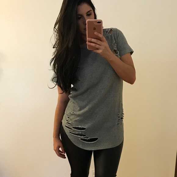 •LAST 1• Heather Grey Shredded Long Line Tee - Picture 2 of 8