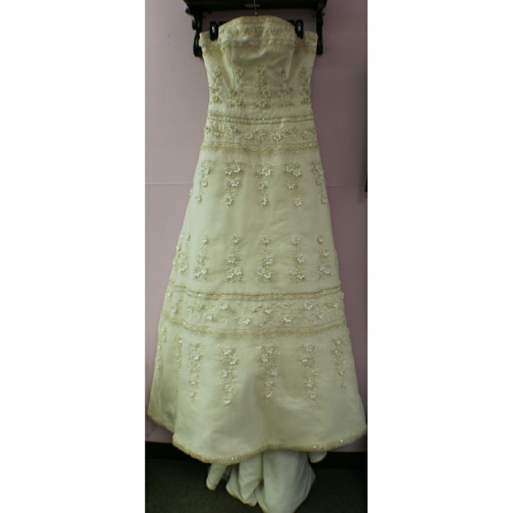 Lila Couture Wedding Dress