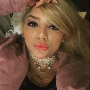 Meet your Posher, Perla