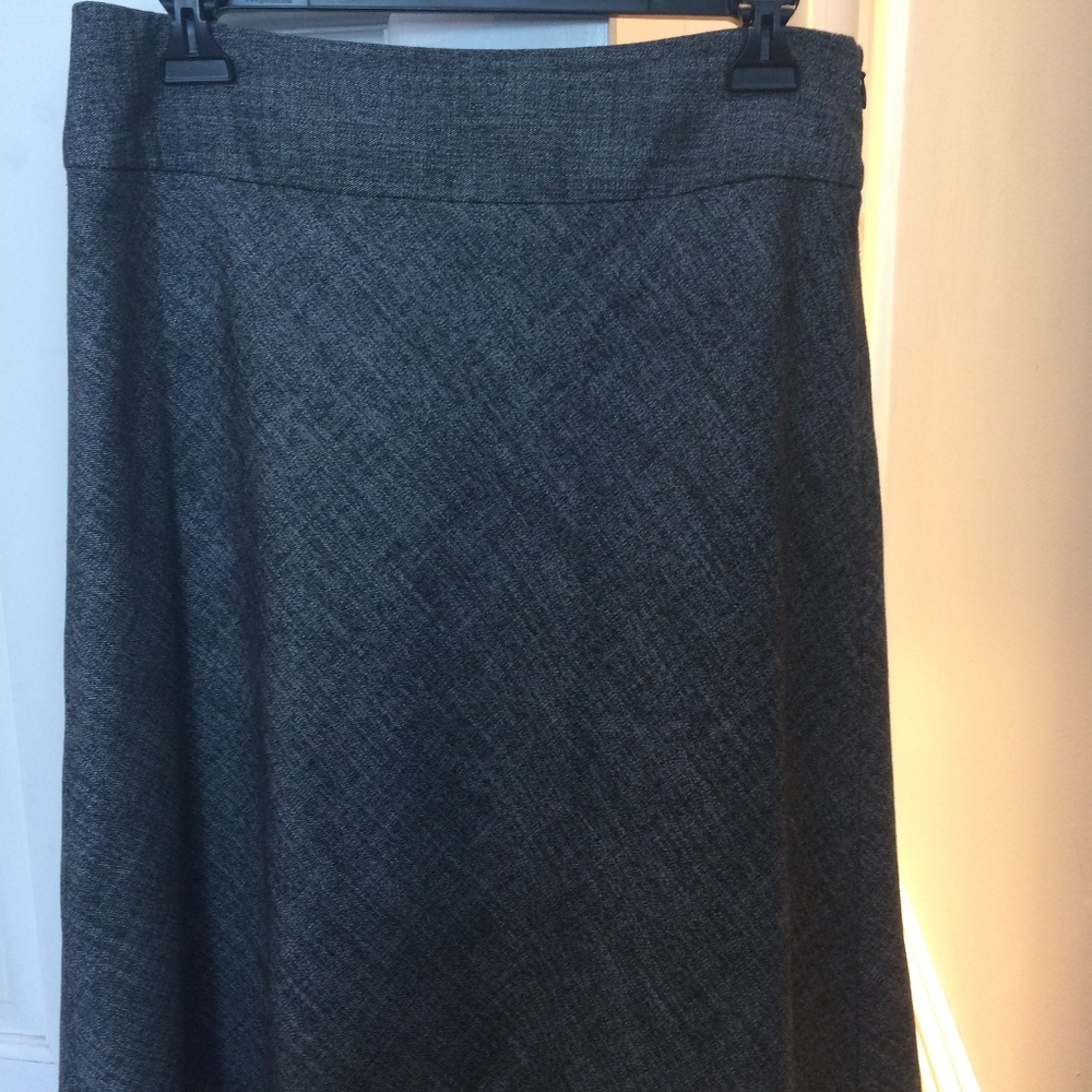 The Limited Black and Grey Skirt, Size M