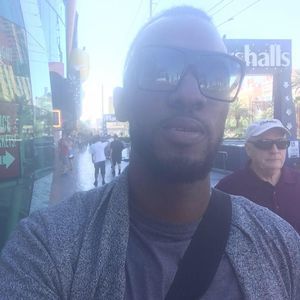 Meet your Posher, Kenneth