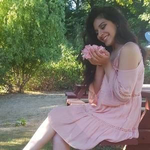 Meet your Posher, Marissa