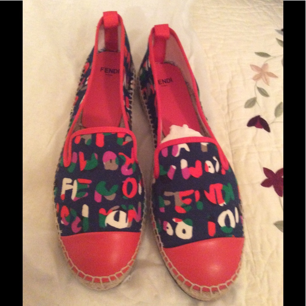 ❌sold❌Authentic Fendi shoes