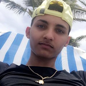 Meet your Posher, Alex