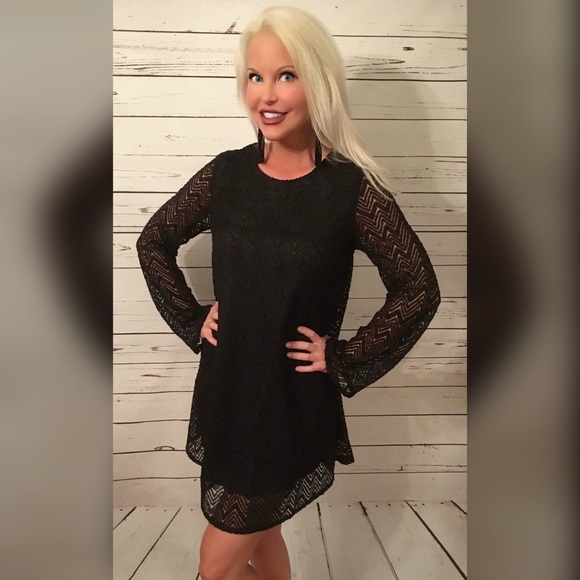 LAST 1 ! ❤️Fully lined lace swing dress! - Picture 2 of 3