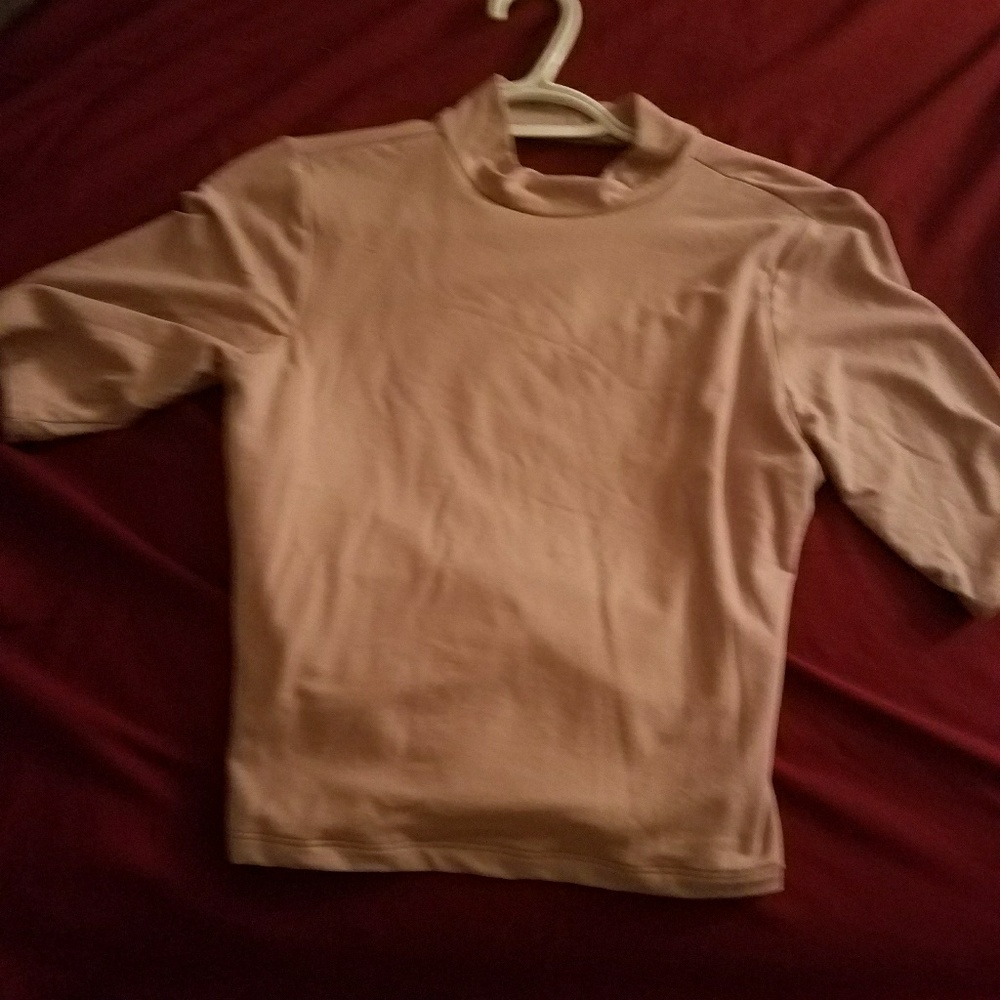 Crop top - Picture 2 of 2