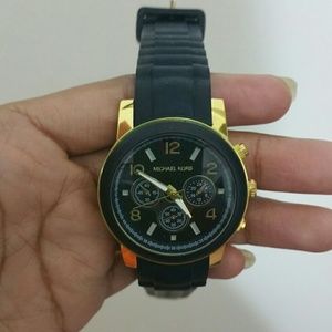 Michael Kors Women Silicone Watch