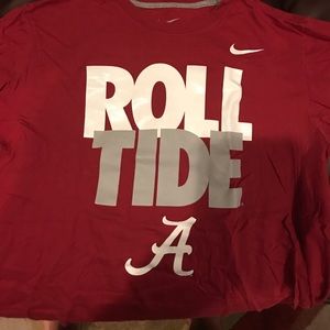 Alabama Roll Tide Nike Tshirt (Large)