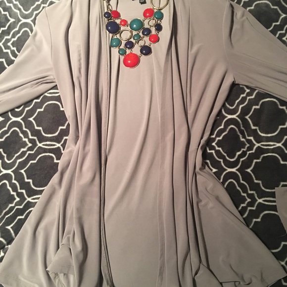 Silver cardigan - Picture 2 of 2