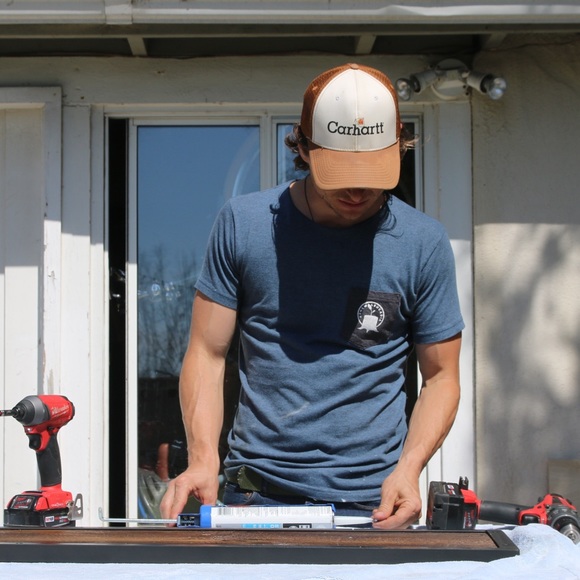 Meet your posher, Aaron - Picture 2 of 3