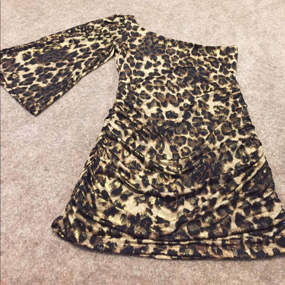 form fitting leopard night dress