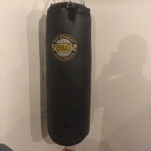 Standing boxing bag