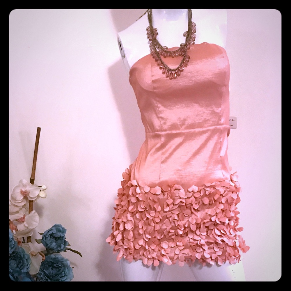 🎉🎉 Flash sale! sand pink dress flower petals! 💕