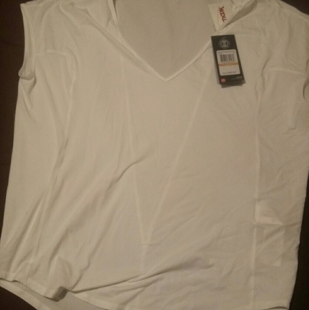woman's under armour shirt