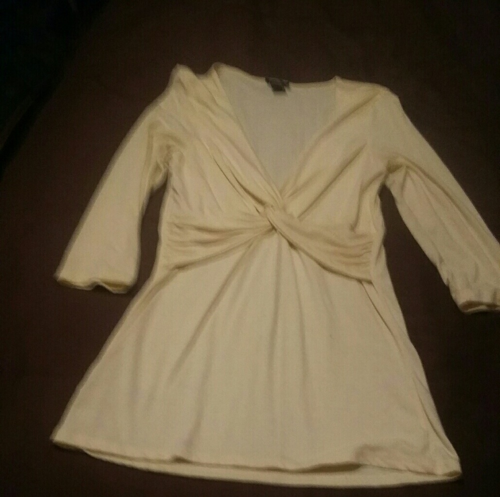 woman's top