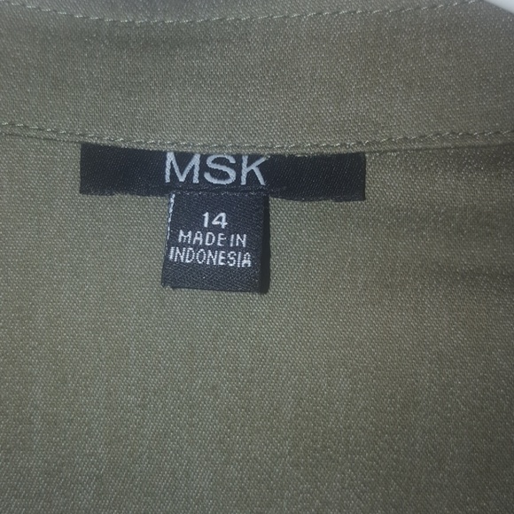 Dress - Picture 2 of 2