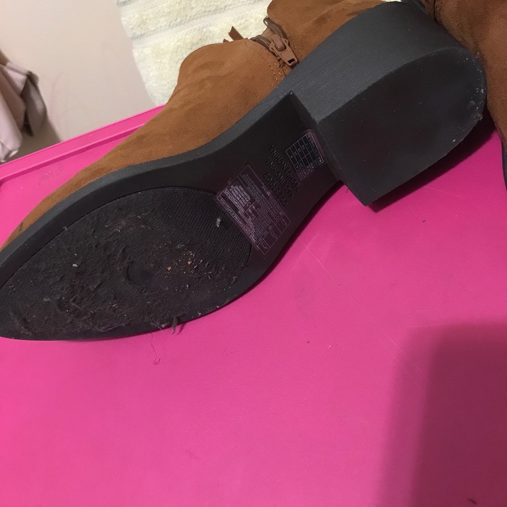 Boots! - Picture 3 of 4