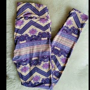 Lularoe OS Purple Cream Pink Chevron Unicorn
