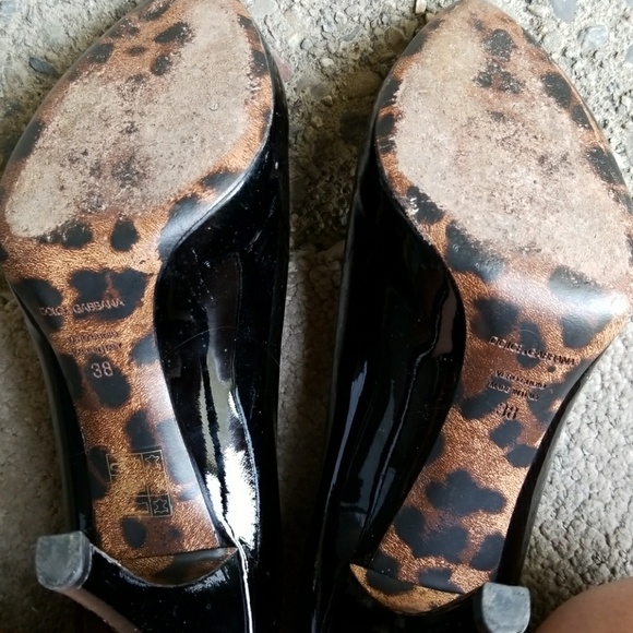 DOLCE & GABBANA PATENT LEATHER HEELS - Picture 8 of 8