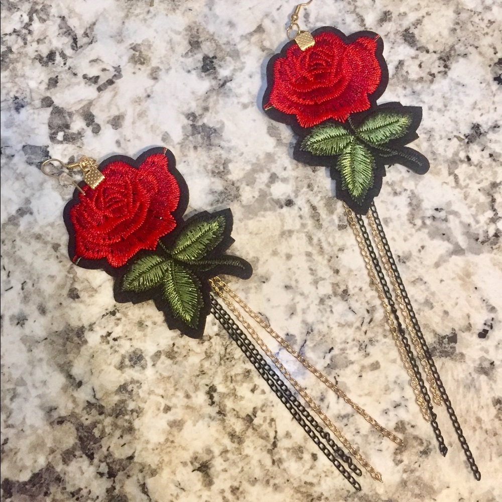 Fun 🌹Earrings!