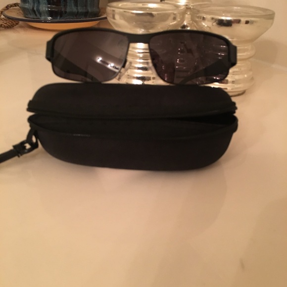 Sunglasses - Picture 6 of 6