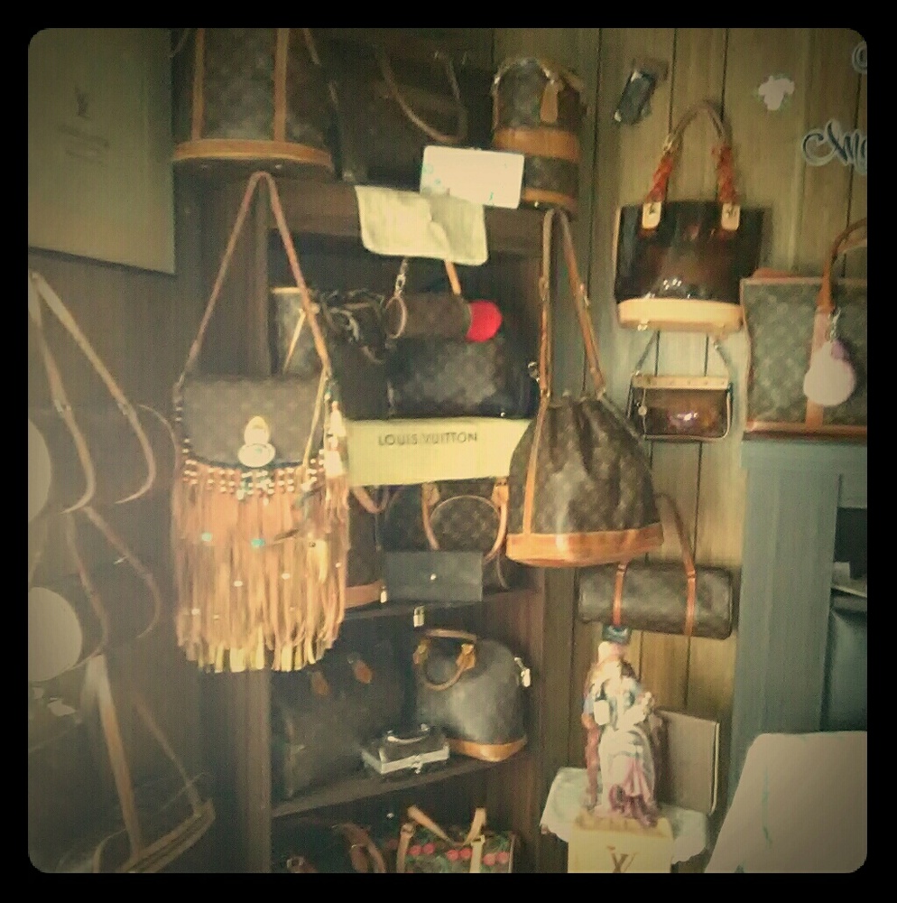 NOT FOR SALE 😍MY LOVE LV ❤