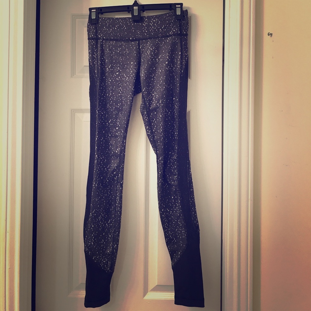 LULULEMON Charcoal speckled leggings