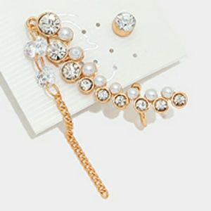 Just one whole piece earring