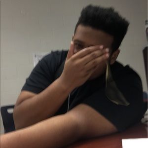 Meet your Posher, Lawrence