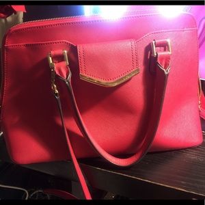 Calvin Klein hang bag. 100% authentic!