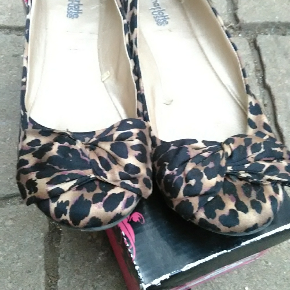 Flats leopard print Charlotte Russe size 8.5