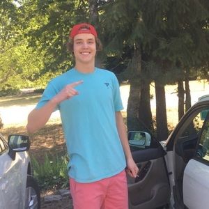 Meet your Posher, Travis