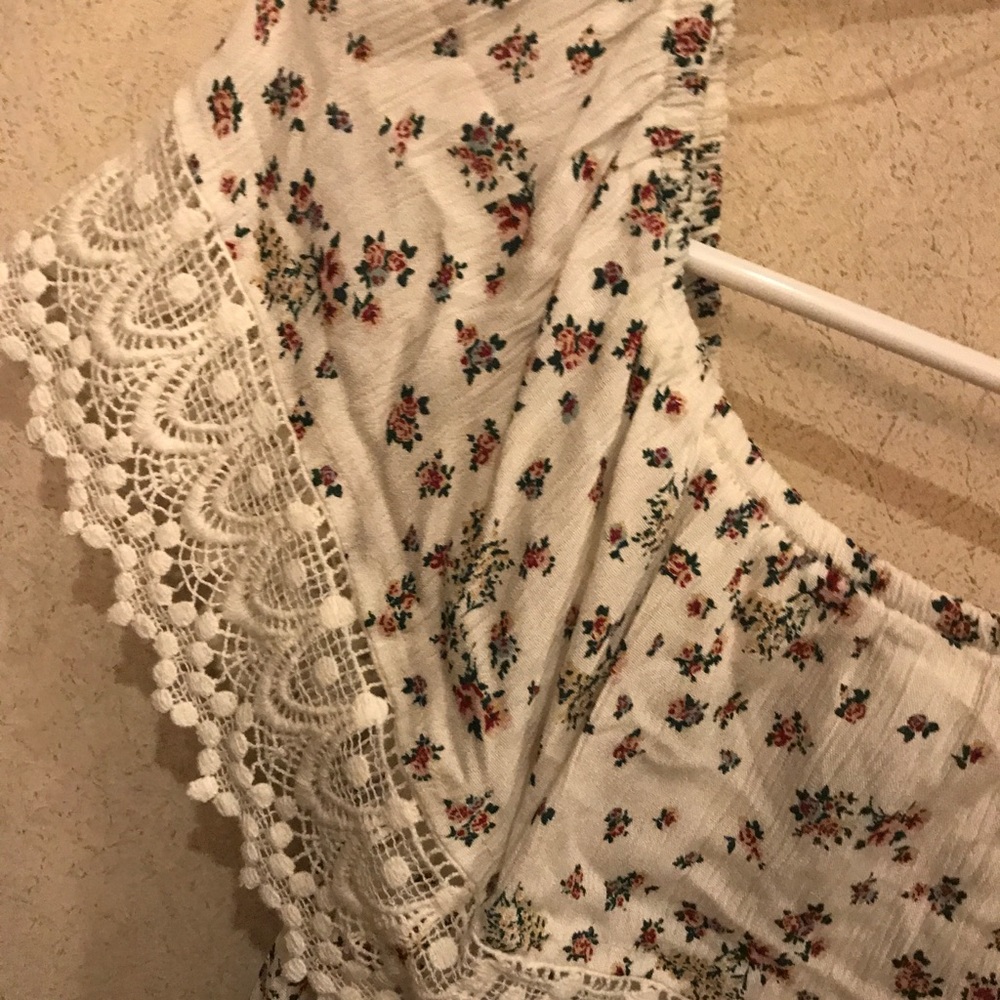 Top - Picture 3 of 4