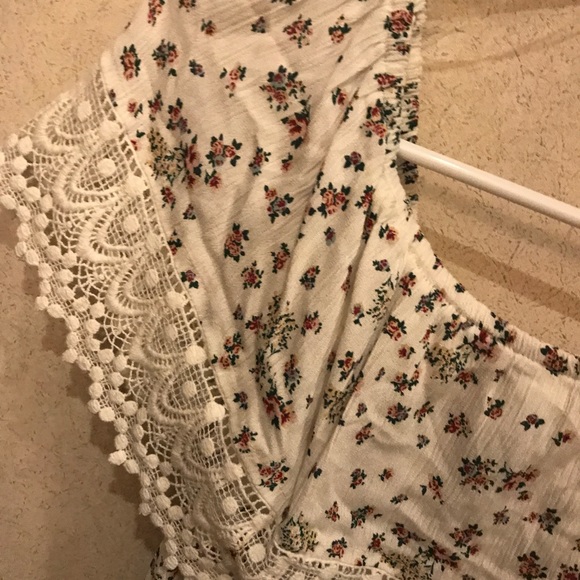 Top - Picture 3 of 4