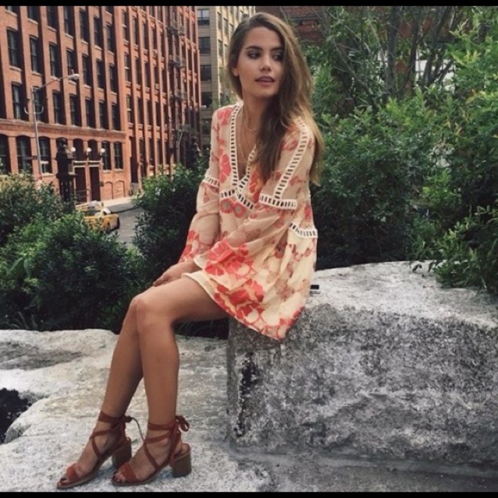 NWT for love and lemons Barcelona mini dress - Picture 2 of 4